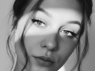 web cam show KalynBrazile