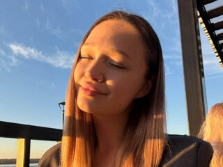 teasercam KatharineDeakyne