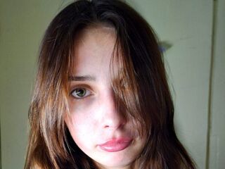 camwhore masturbating with vibrator KathrynWalters