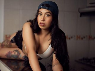 naked camgirl picture KatyCooper