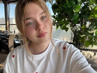 free live chart room KendallHennig