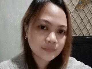 adult cam show KristineCalleja