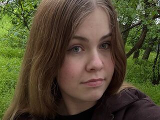 camgirl masturbating with vibrator LarondaManatt