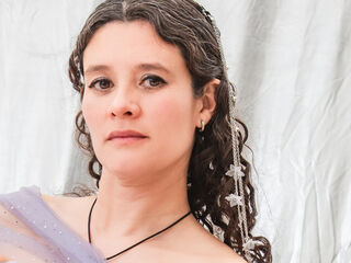 chat with cam LiaCotes