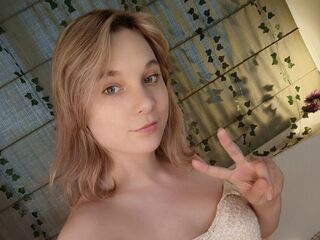 fingering webcam girl LilianDavidge