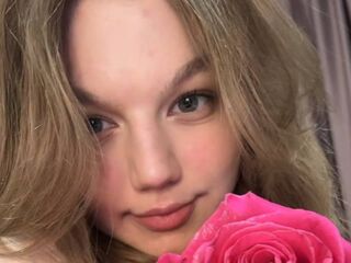 nude camgirl picture LinnGrimshaw