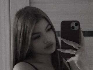 chatroom sex LoraineLutton