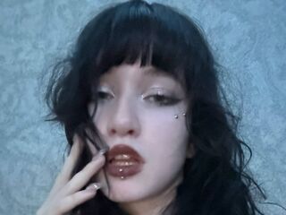 camgirl webcam LouisePerrish