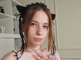 camwhore spreading pussy LynetteHeart