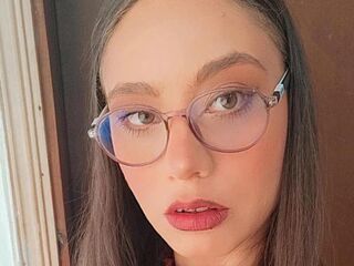babe cam MadeCristine