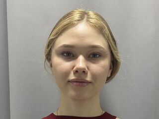 nude camgirl pic MariaReynold