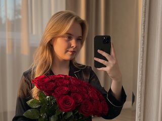 hot camhooker MelissaMyla