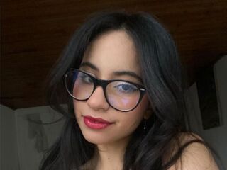 camgirl playing with sex toy MelodyeMarks