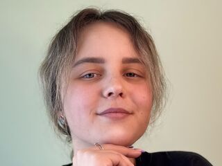 cam girl pic MichaeleBendall