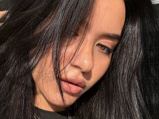 shaved pussy webcam MikaelaRotz