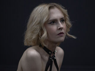 beautiful girl cam MilaVeyra