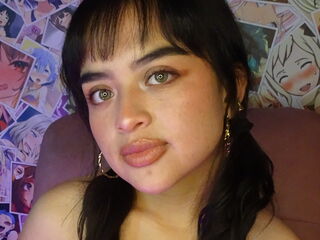 camslut showing tits MinniSabat