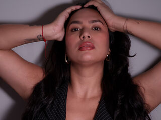 fingering cam whore MoonIvanna