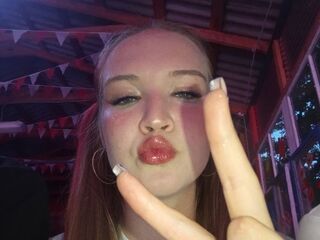 fingering cam slut NelleCauthorne