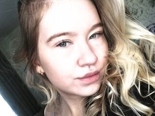 cam whore NikaFloy