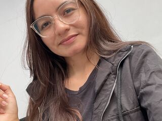 webcamgirl chatroom NyssaraLasso