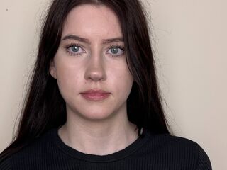 camslut fingering pussy OssieMichard