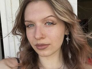 naked girl with webcam fingering PatriciaLois