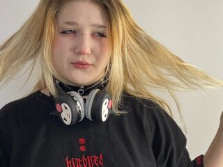 teaser web cam PilarVanhee