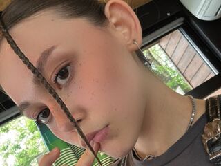 camslut RebbecaKennemer