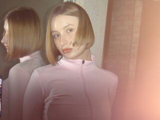 adult webcam chatroom RosinaHeverley