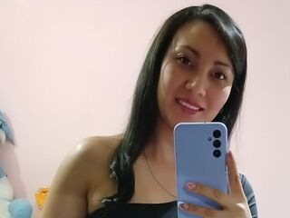 sex webcam chat SaraSwy