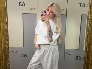 show live ScarlettAndreula
