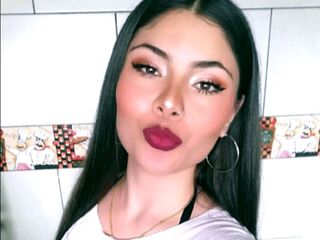 hot webcamslut ScarlettReven