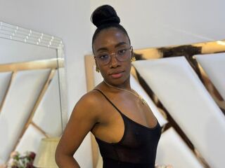 naked cam chatroom SelenaRoas