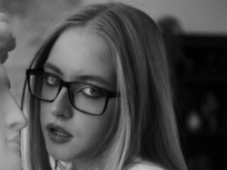 girl porn webcam SheliaEdwards