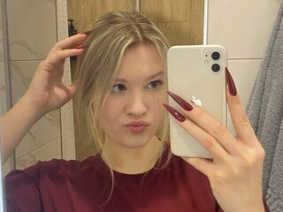 cam girl sex photo SkyeDavi