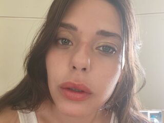 camgirl masturbating with dildo SofiaLacau