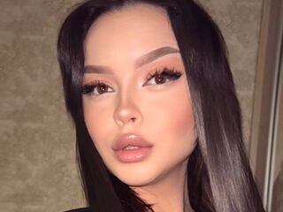 camwhore masturbating with vibrator SophieDea