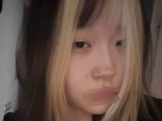 camslut naked SusannaNicolls
