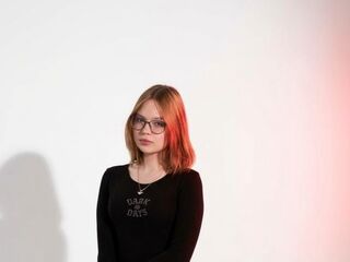 hot girl webcam video SuzanGoldstein