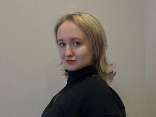 dirty web cam SuzannKernes