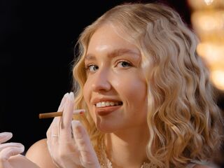 camwhore masturbating with dildo TessaSterling