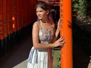 nude webcam girl ThuAllin