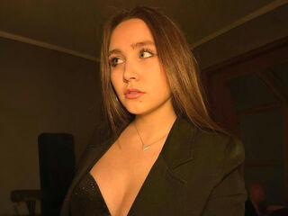 camgirl masturbating with dildo UdeleBroadhurst