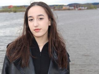 live sex cam YukoTackes