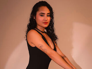 hot cam whore ZelynNoir